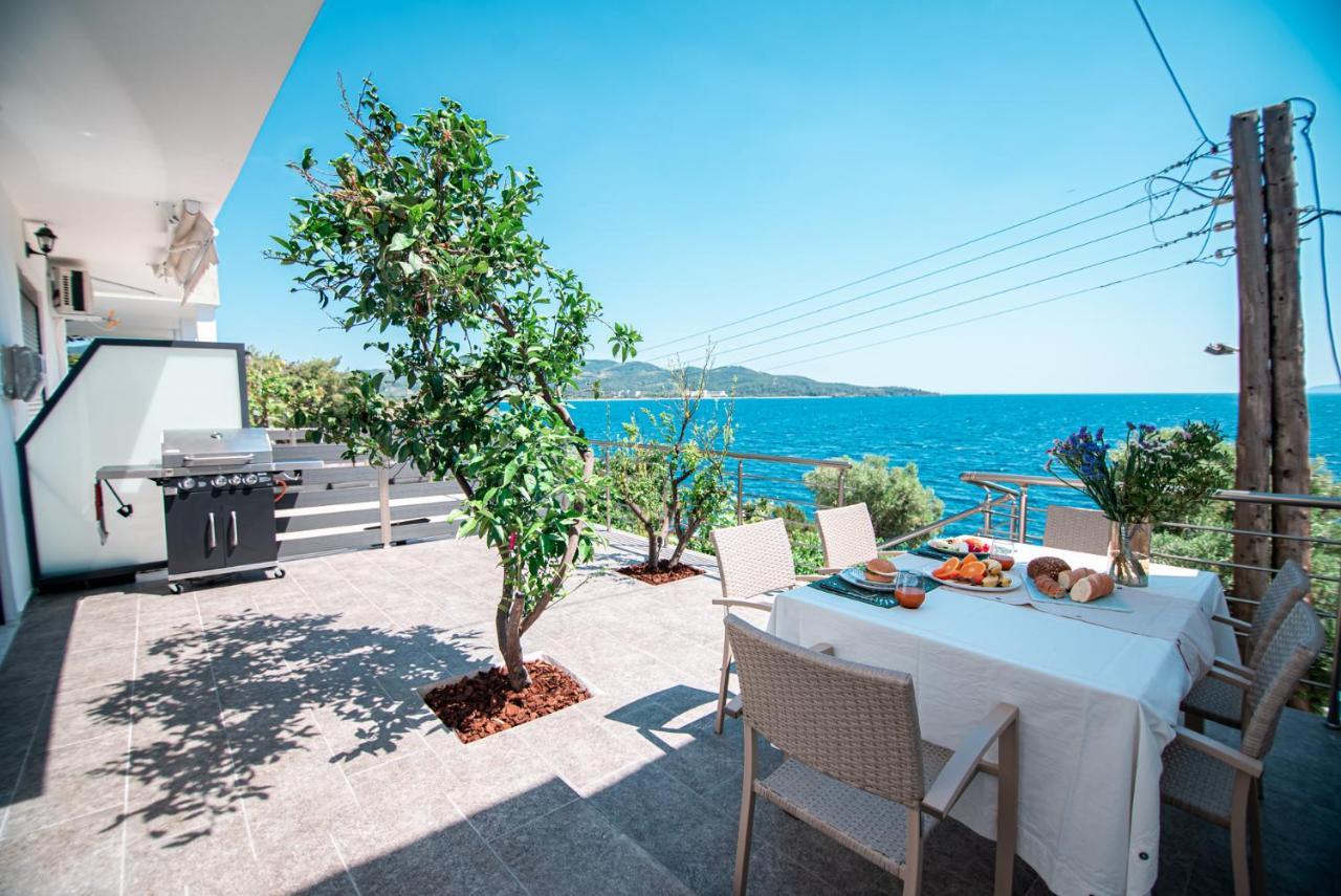 Anemos Seaside Apartment نيوس مارماراس المظهر الخارجي الصورة